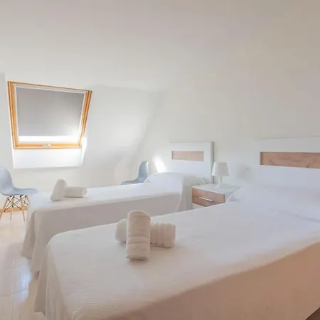 Primera Linea De Playa Samil Costa Con Garaje Incluido Apartamento