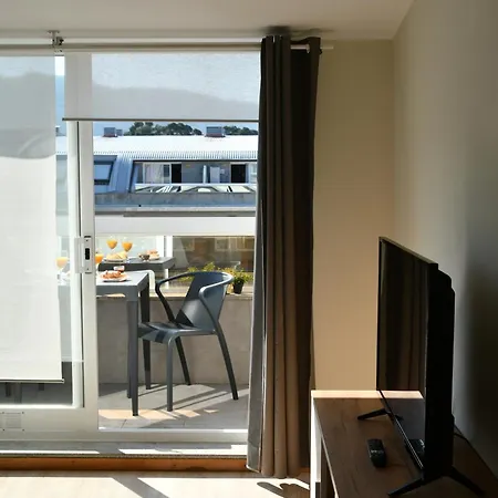 Primera Linea De Playa Samil Costa Con Garaje Incluido Appartamento Vigo