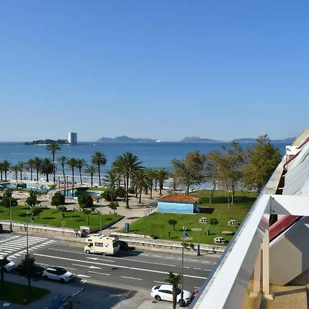 Apartment Primera Linea De Playa Samil Costa Con Garaje Incluido Vigo