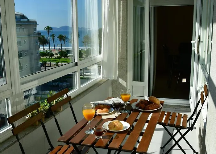 Primera Linea De Playa Samil Costa Con Garaje Incluido